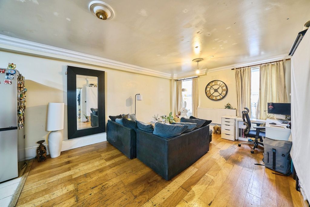 Property photo 2 of 13 Pbox-Img.Jpg