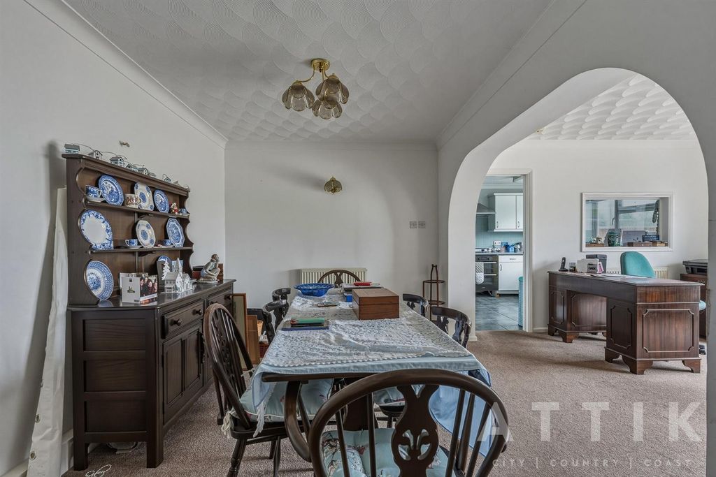 Additional image 14 of 3 bed detached bungalow for salePark Walk, Holton, Halesworth IP19