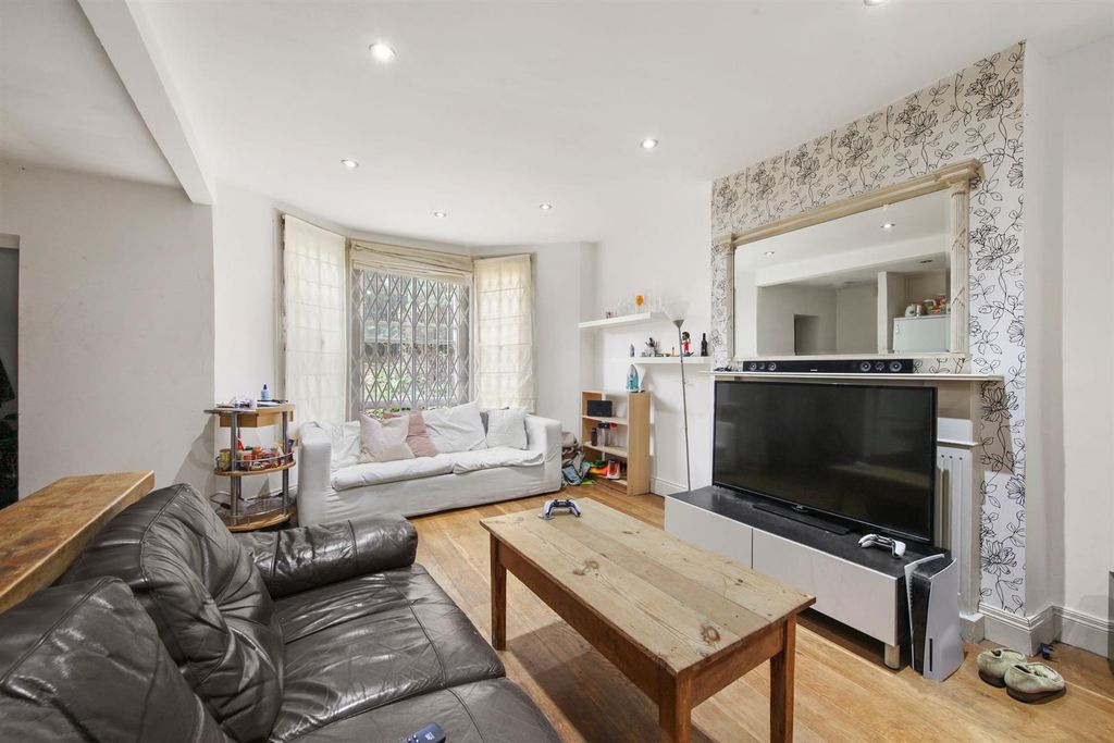 Property photo 1 of 8 Wuijaomb4Equ_T2Mfg2Ksw.Jpg