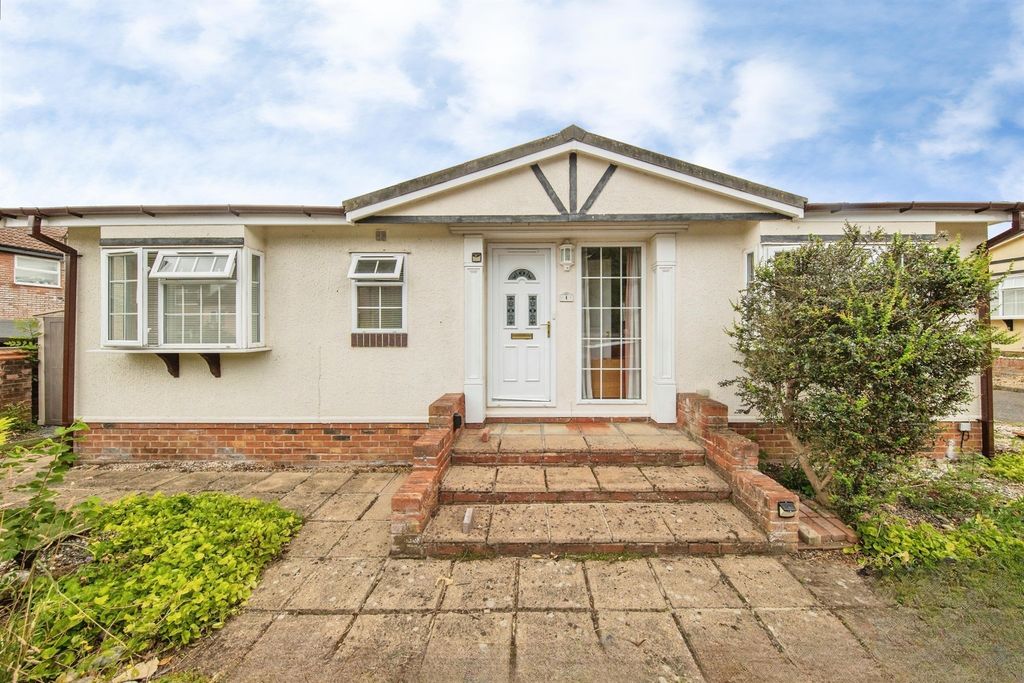 Property photo 1 of 16