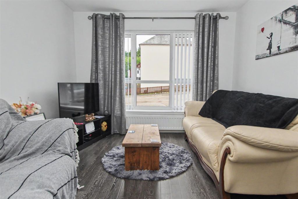 2 bed flat for saleTinto Drive, Carstairs Junction ML11 photo 4