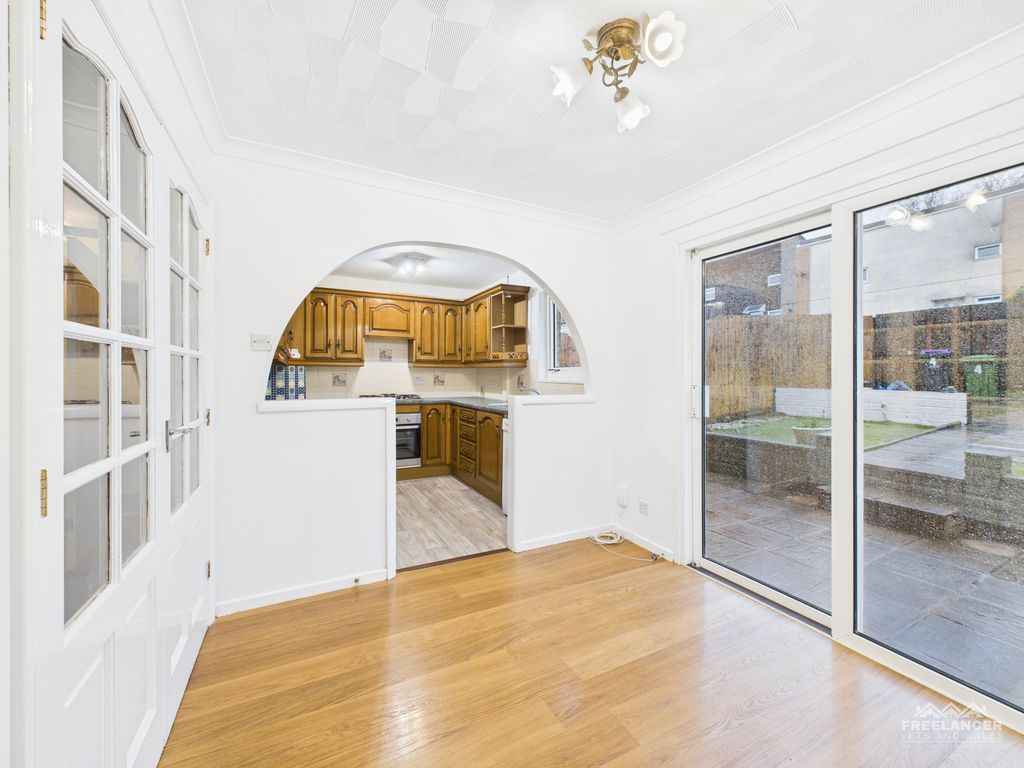 Property photo 2 of 16 Diner Kitchen