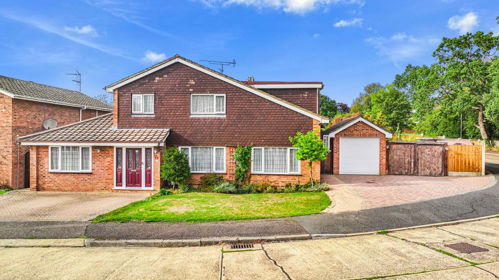 Property photo 1 of 47 5524100