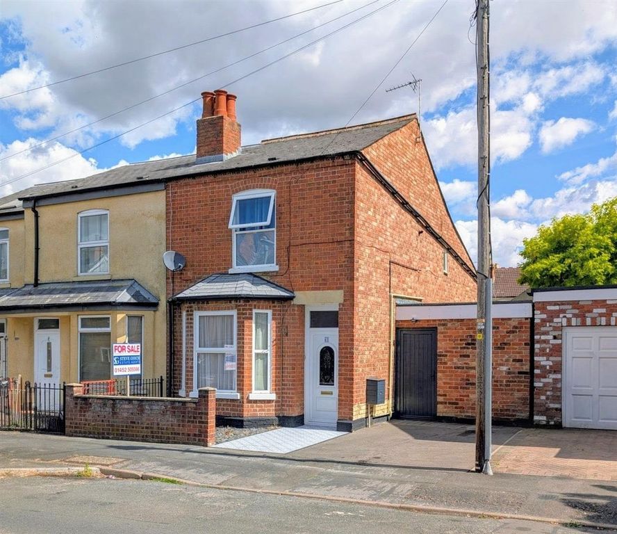 Property photo 1 of 11