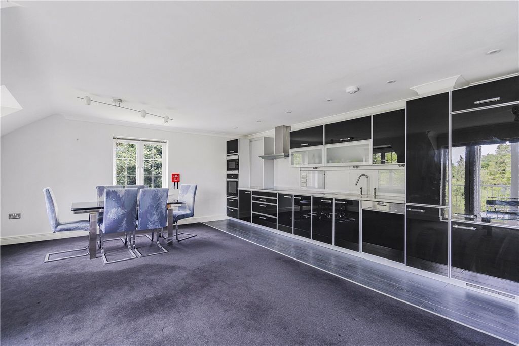 Property photo 3 of 17 Picture No. 13