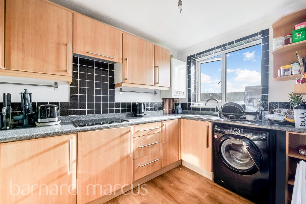 Property photo 3 of 9