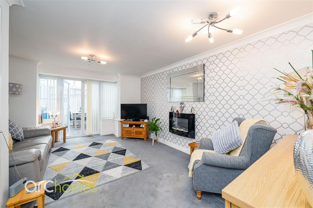 Property photo 2 of 25 Wayfarer-7.Jpg