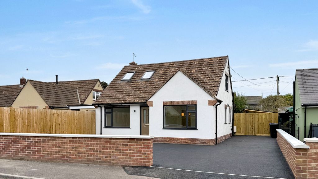 Property photo 1 of 17 Front Elevation