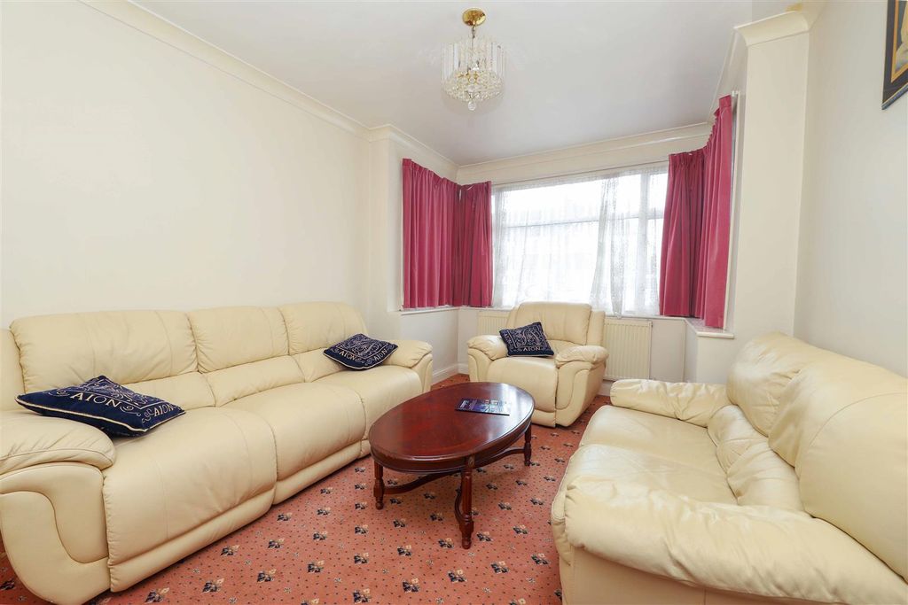 Property photo 2 of 15