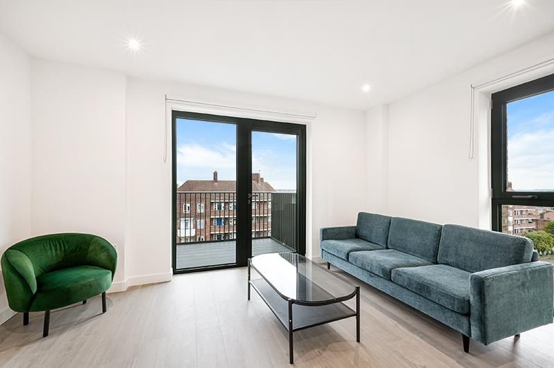 Property photo 2 of 18 Darter House, 33 (10).Jpg