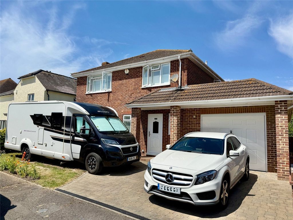 Property photo 1 of 15 Picture No. 17