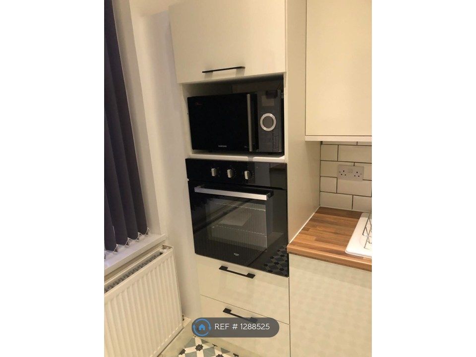 Property photo 2 of 15 Kitchen