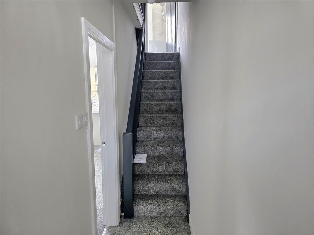 Property photo 2 of 11 20250919_143609.Jpg