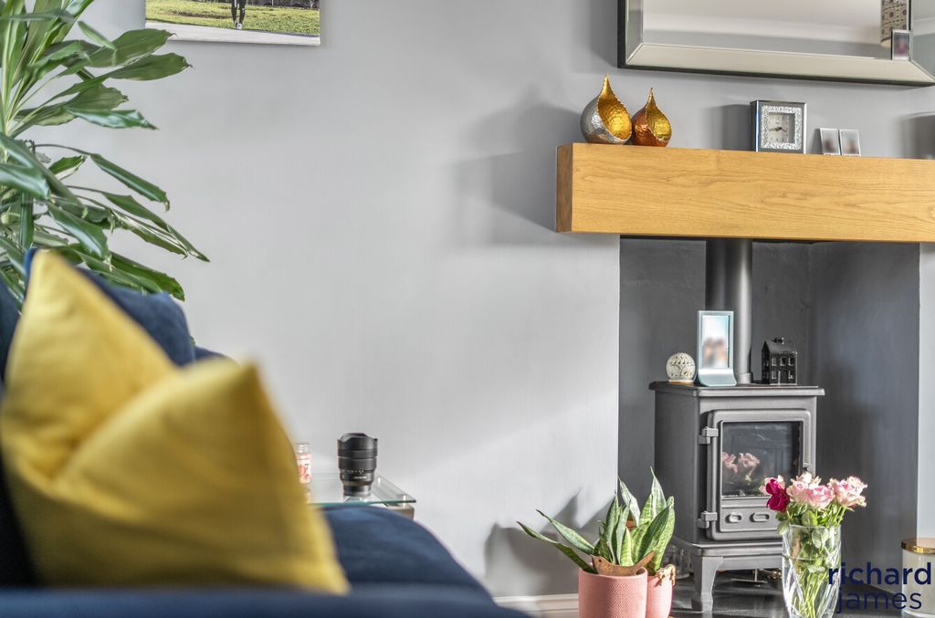 Property photo 3 of 18 B441102A19Ca43A4B2B8Cdf64F032571