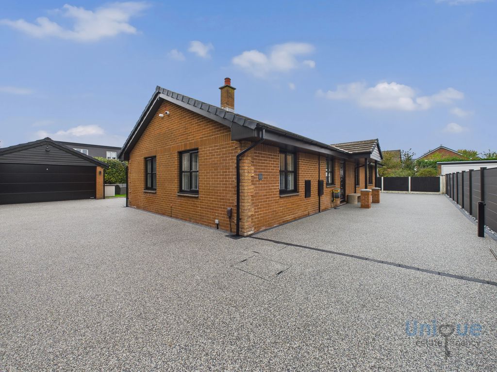 Property photo 1 of 27