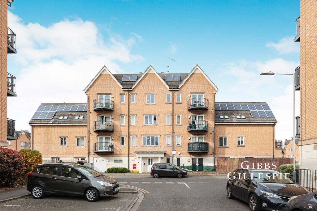 Property photo 1 of 11 Photo