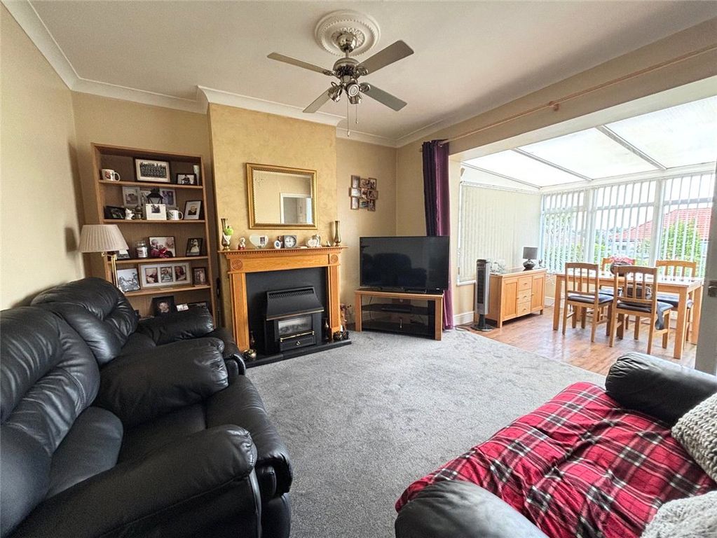 Property photo 2 of 13 Picture No. 04