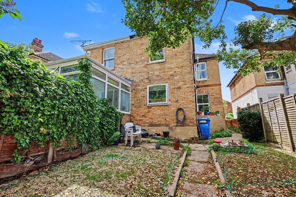 Property photo 3 of 13