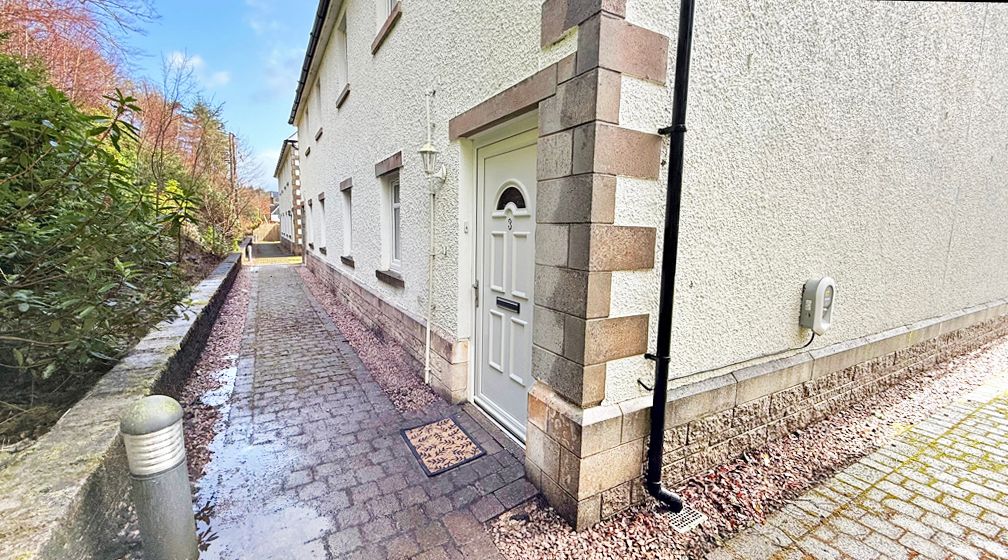 Property photo 3 of 21