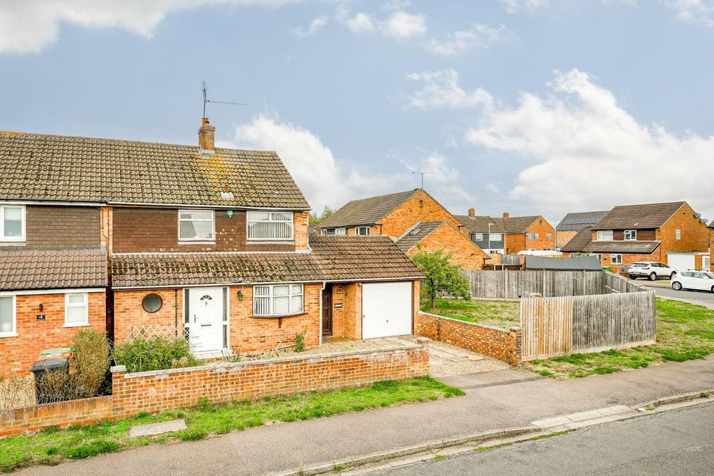 Property photo 1 of 21
