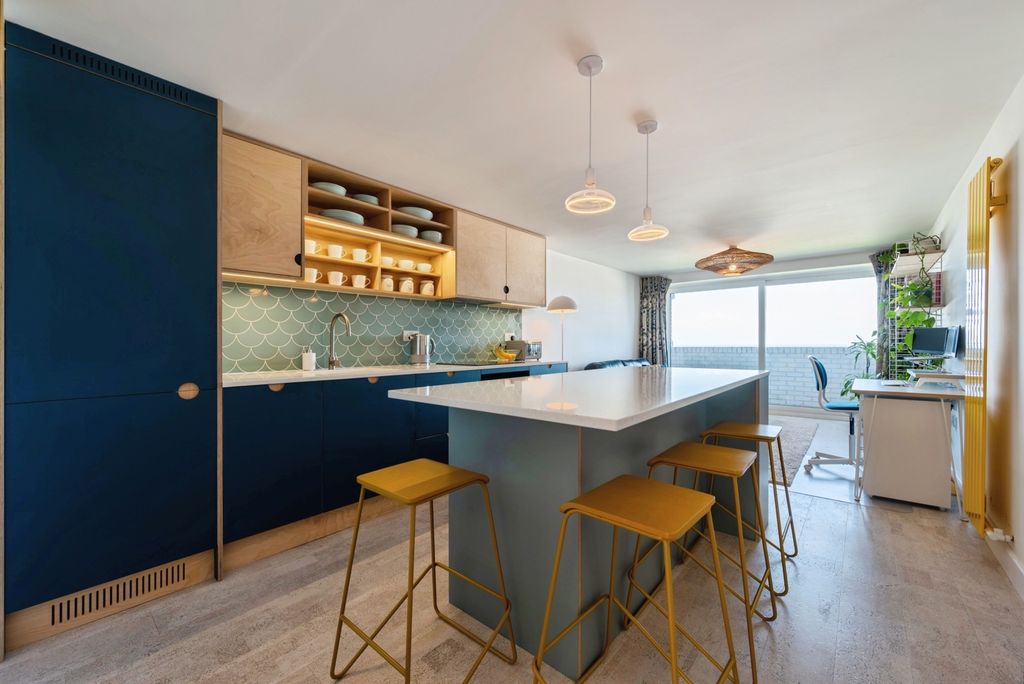 Property photo 3 of 26 Kitchen Area