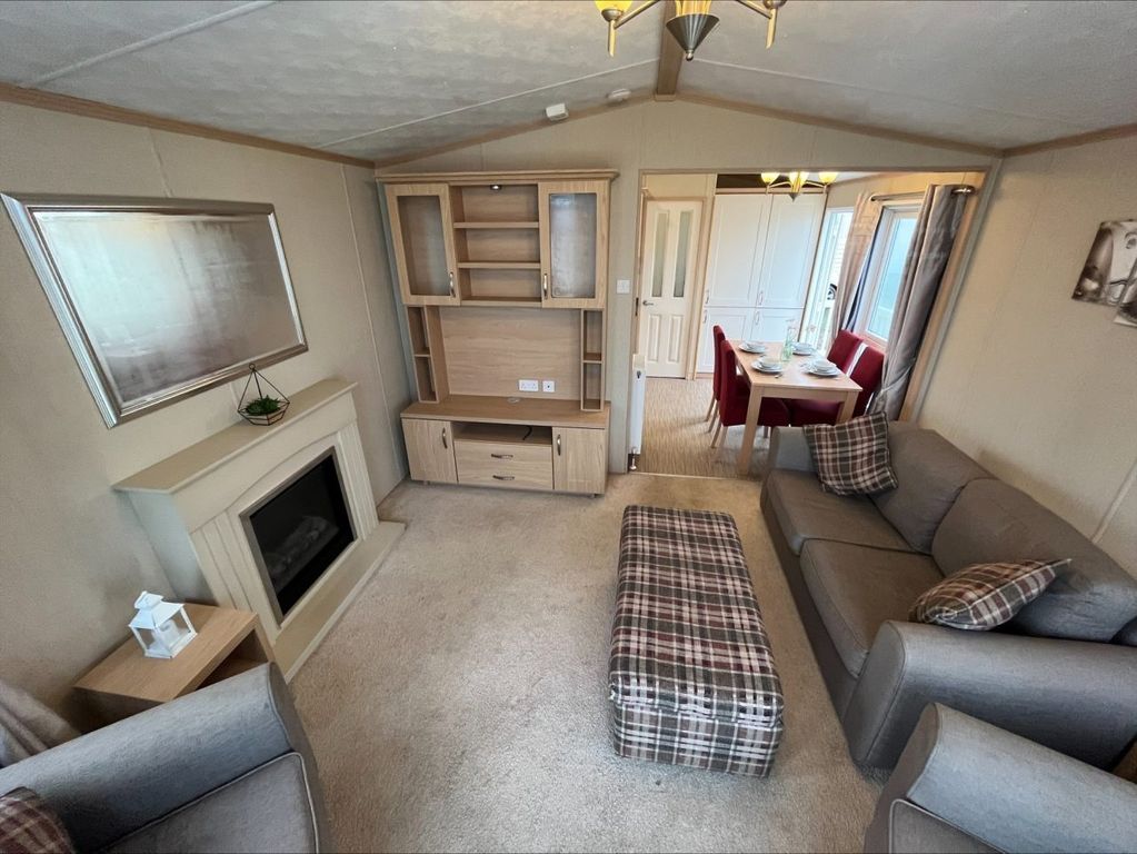 Property photo 2 of 6 5.Jpg