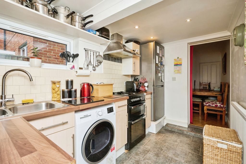 Property photo 1 of 16 Kitchen