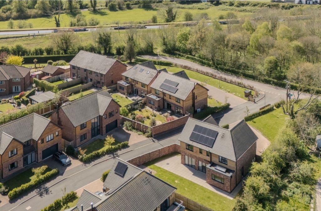Property photo 1 of 27 Aerial View