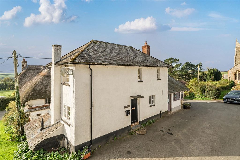 Property photo 2 of 27 1364734-4-68F20c6Cbf9Fc.Jpg