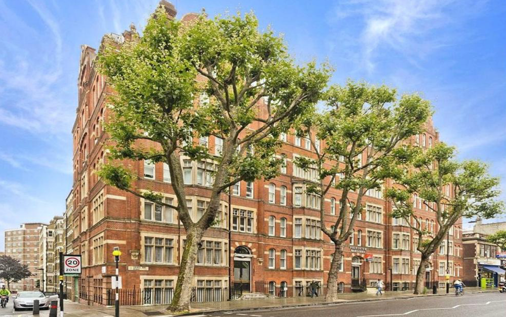 Property photo 1 of 8