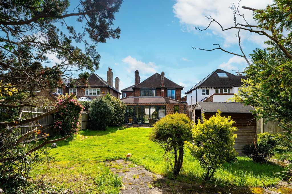 Property photo 2 of 12