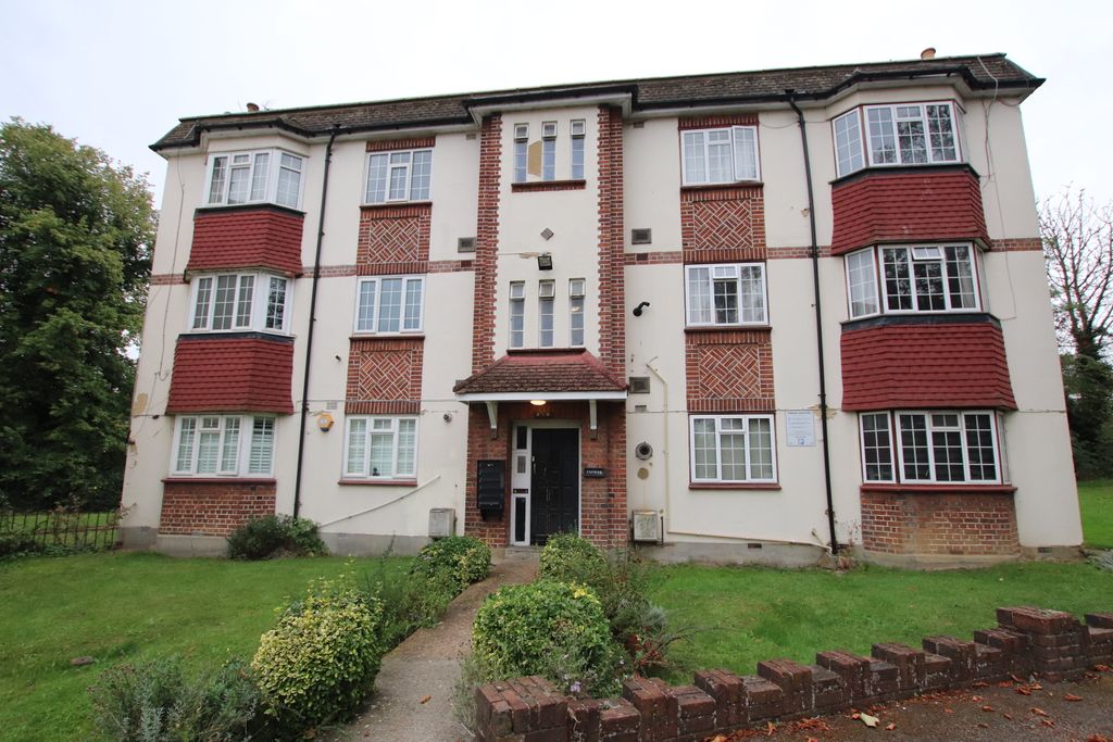 Property photo 1 of 9
