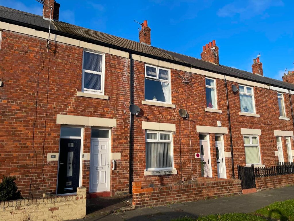 Property photo 1 of 8