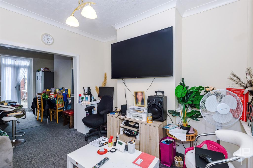 Property photo 3 of 14 116Leighrd-Jpt-142.Jpg