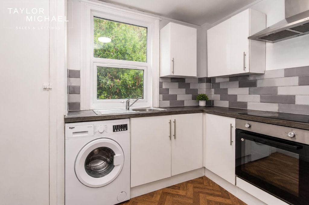 Property photo 1 of 12 Kitchen