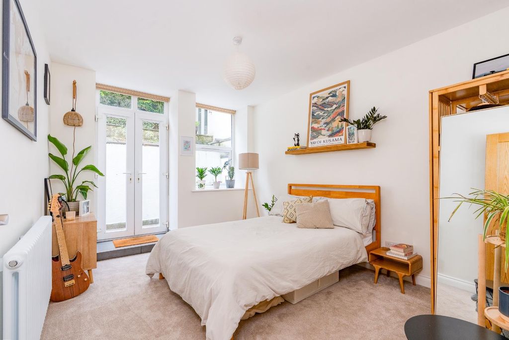 Property photo 3 of 15 Olh05377-Hdr-Edit.Jpg