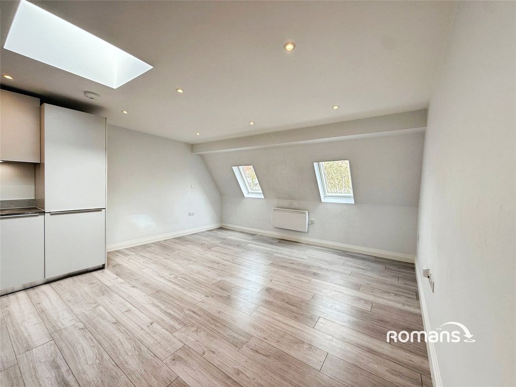 Property photo 2 of 7 Picture No. 01