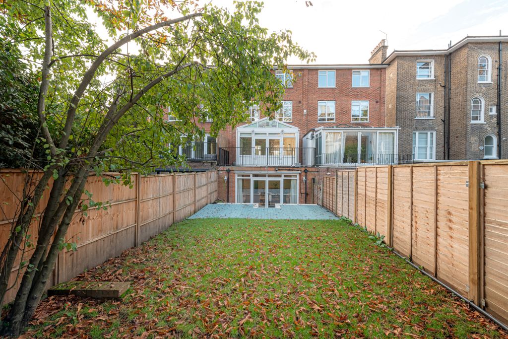 Property photo 1 of 35