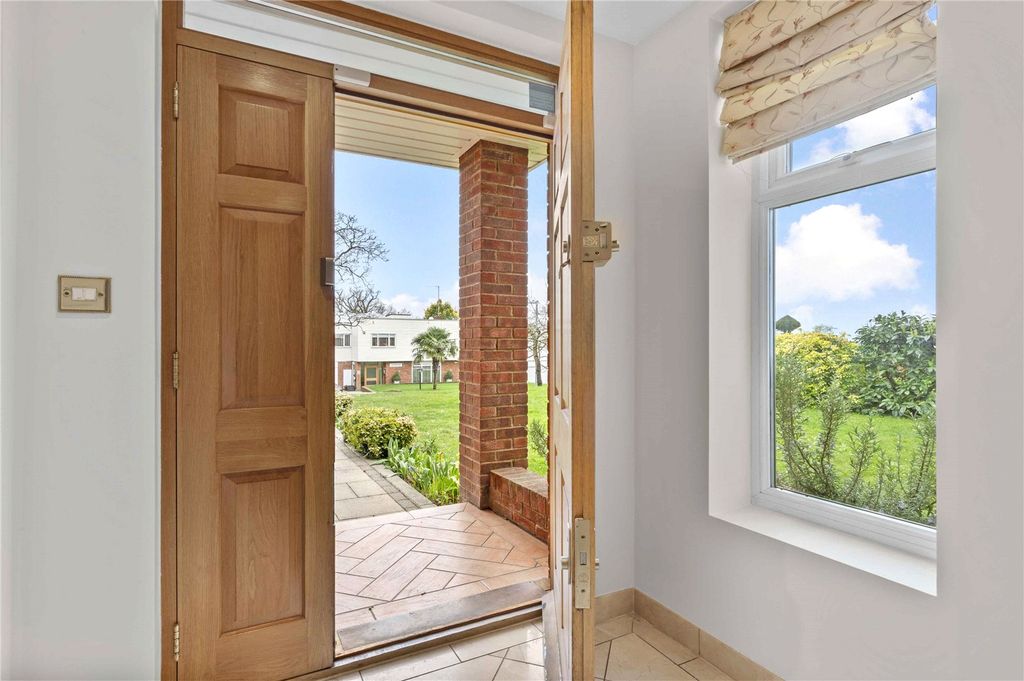 Property photo 3 of 14 Front Doors