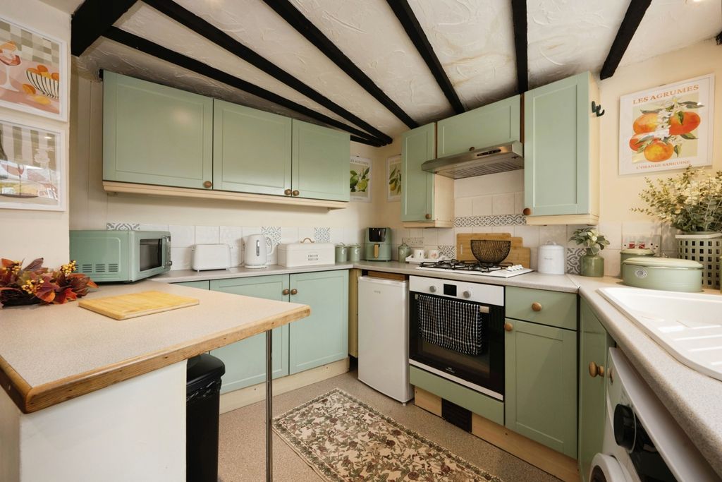 Property photo 3 of 15 Pbox-Img.Jpg