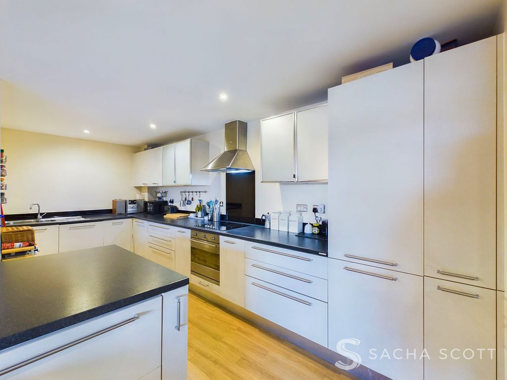 Property photo 3 of 19 Kitchen Area