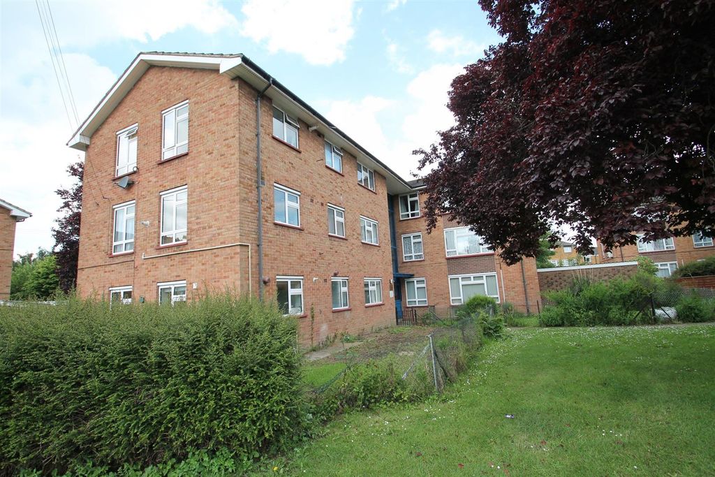 Property photo 1 of 8 External.Jpg