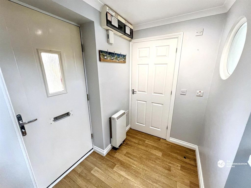 Property photo 3 of 24 Hallway