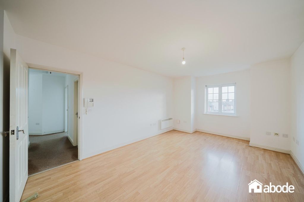 Property photo 2 of 16 Dsc04722-Hdr.Jpg