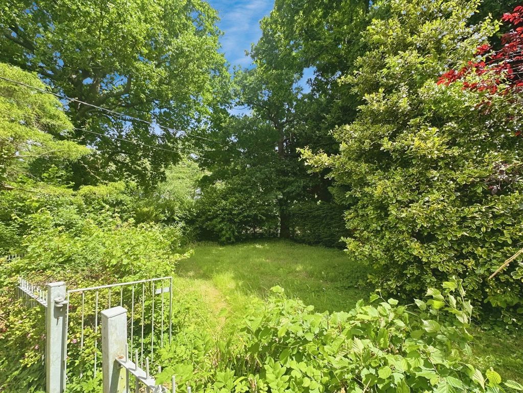 Property photo 3 of 21