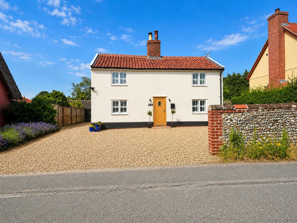 Property photo 1 of 18