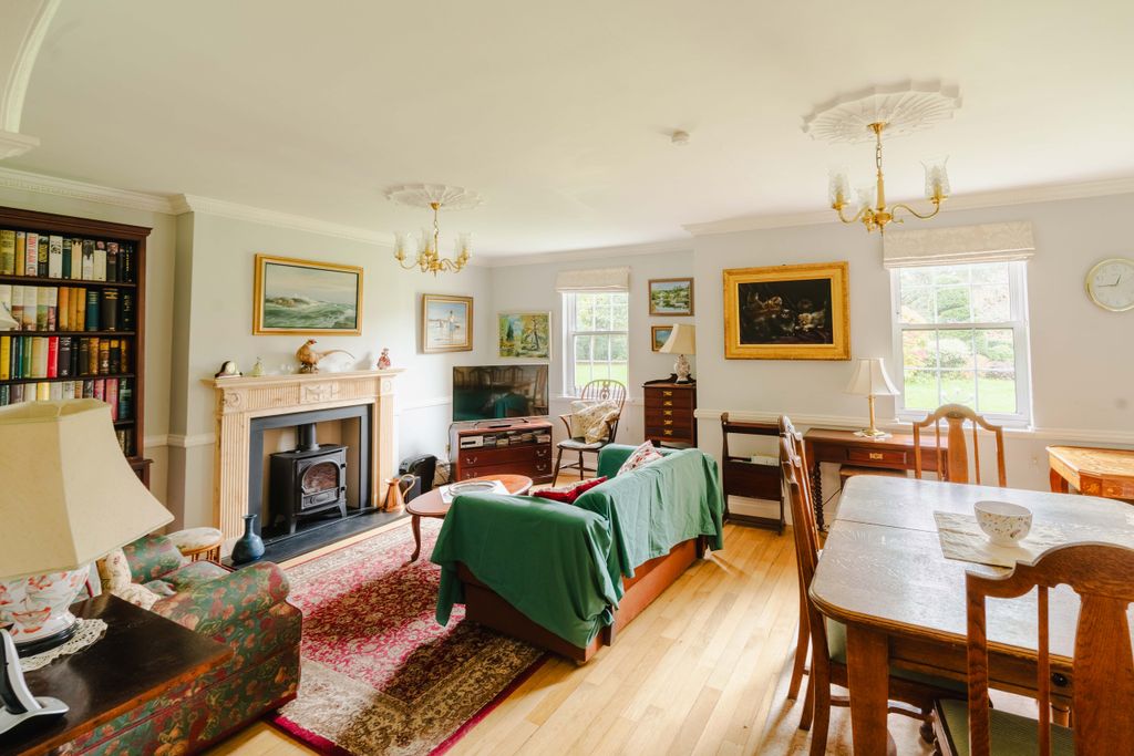 Additional image 6 of 2 bed flat for saleCedar Hall, Frenchay BS16