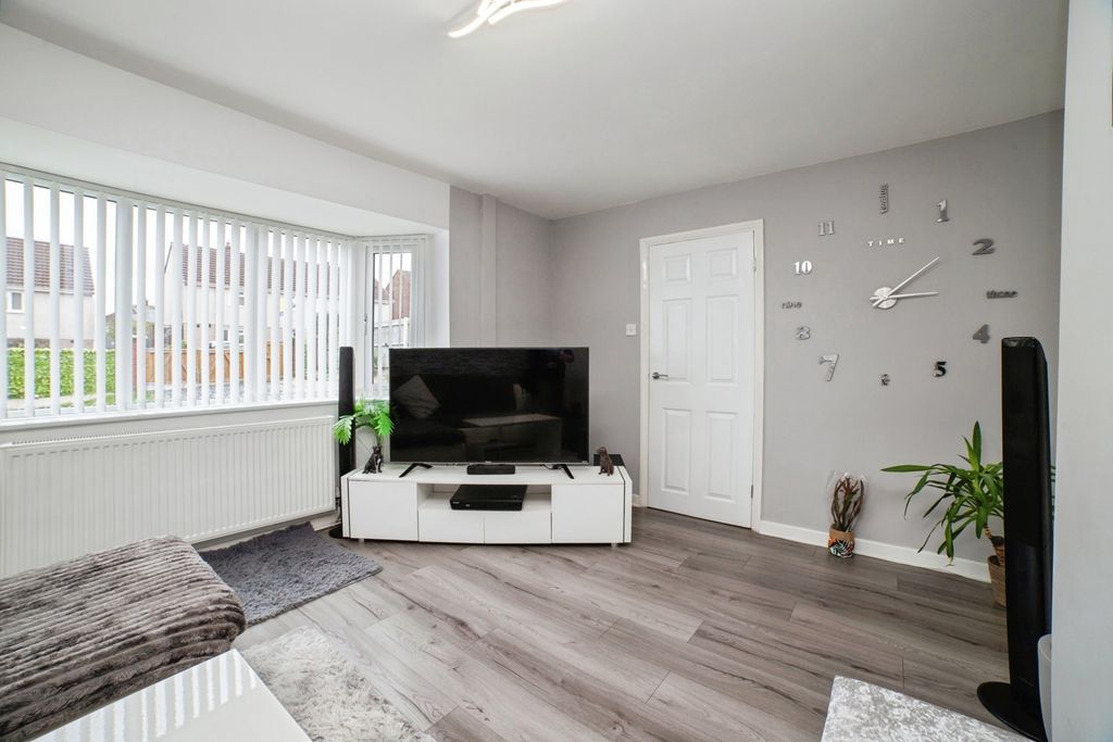 Property photo 2 of 25 Pbox-Img.Jpg