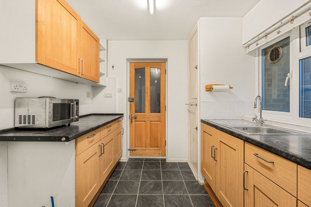 Property photo 3 of 15 Picture No. 07