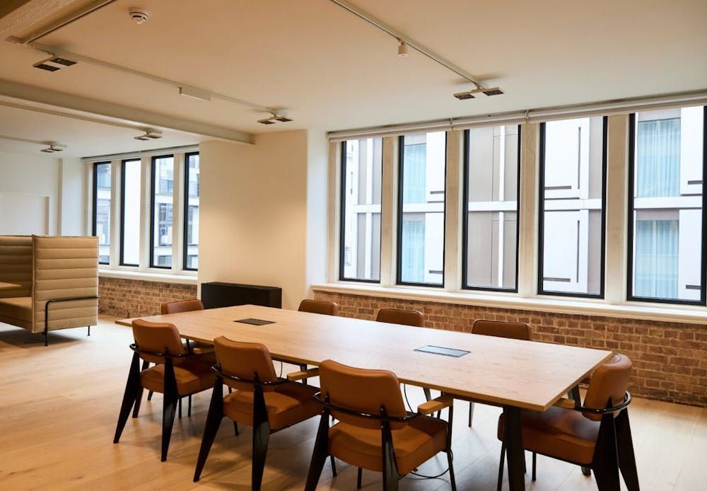 Property photo 3 of 6